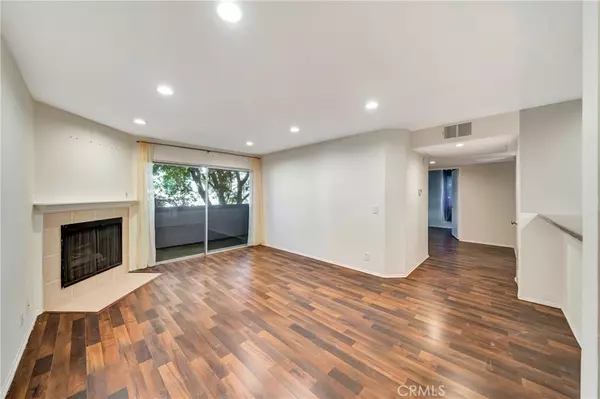 7640 Oso AVE #213,  Winnetka,  CA 91306