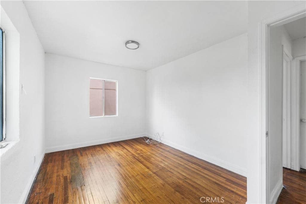 Pacoima, CA 91331,10004 San Fernando RD