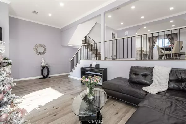 Reseda, CA 91335,18425 Saticoy ST #9