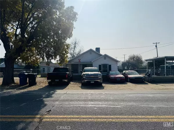 7805 Panama RD, Lamont, CA 93241