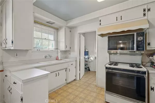 Sun Valley, CA 91352,13218 Community ST