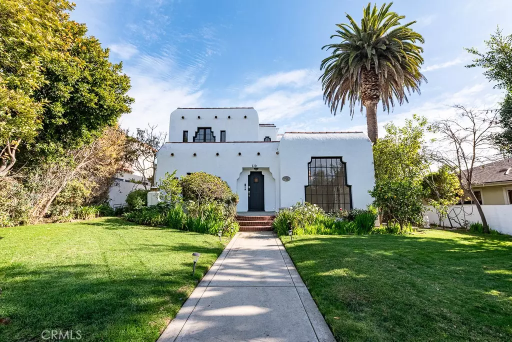 Santa Monica, CA 90402,710 Adelaide PL