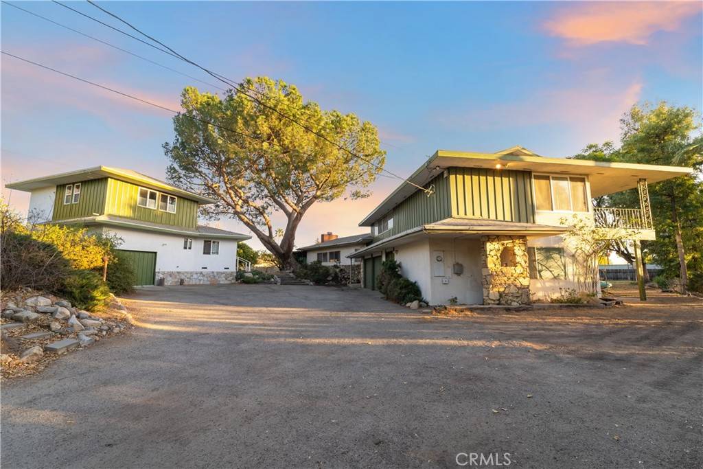 10950 Longford ST, Lakeview Terrace, CA 91342