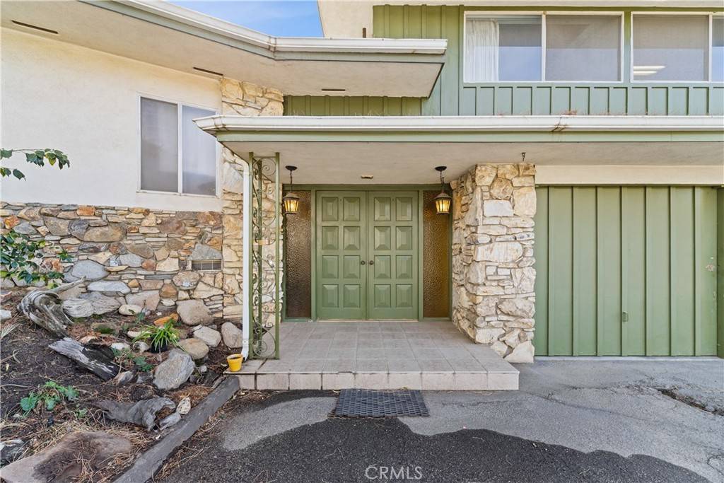 Lakeview Terrace, CA 91342,10950 Longford ST