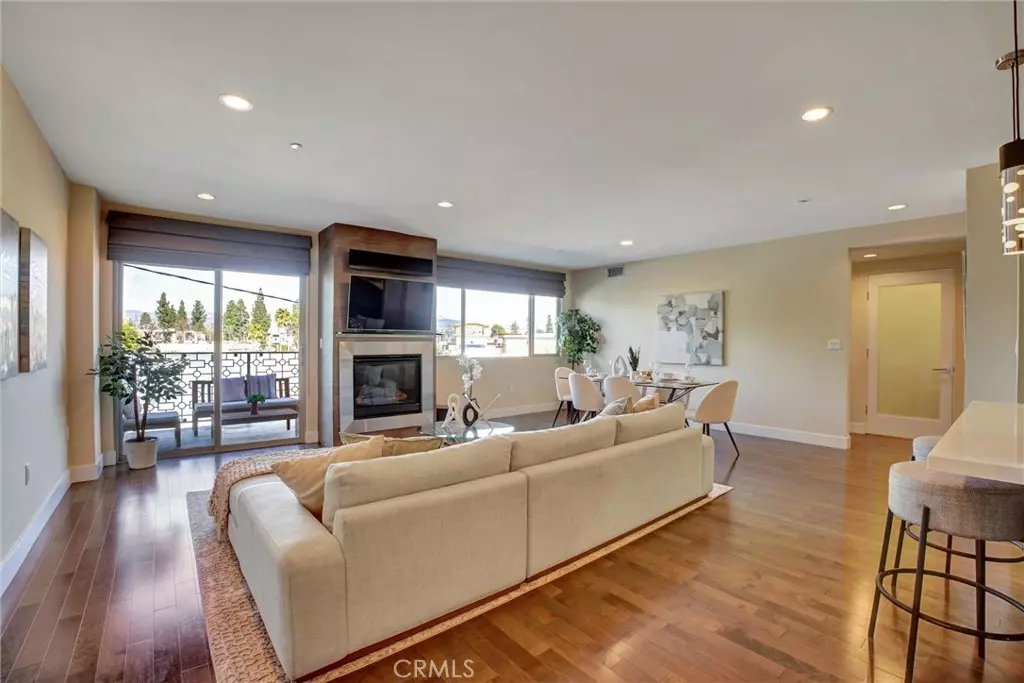 Studio City, CA 91604,11023 Fruitland DR #304
