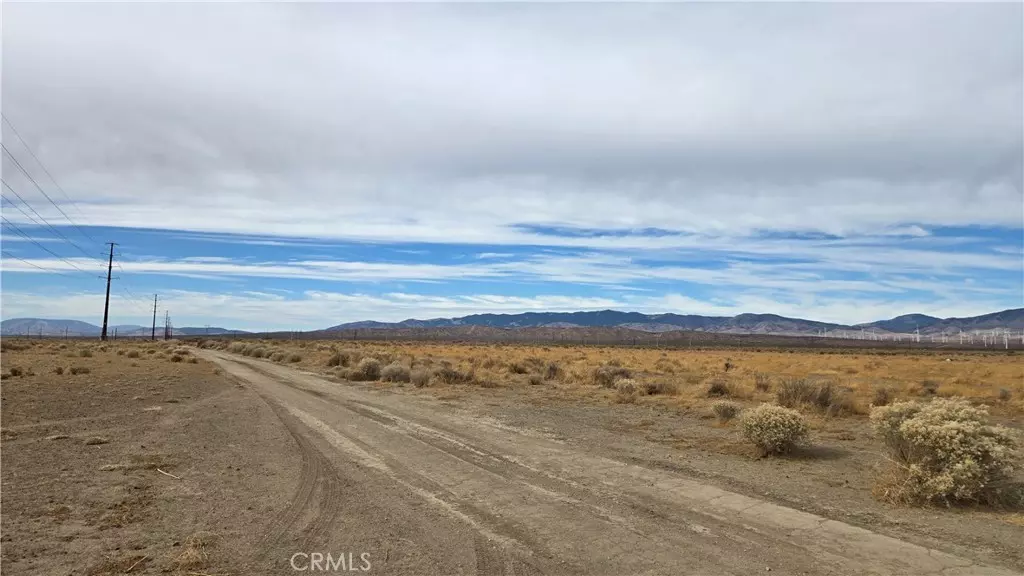Rosamond, CA 93560,0 Holiday Ave near 160th St West