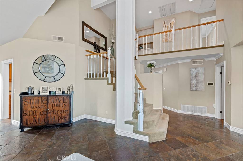 Castaic, CA 91384,28738 Greenwood PL