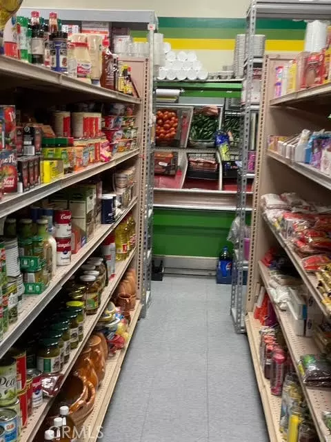 Pacoima, CA 91331,13236 Paxton ST