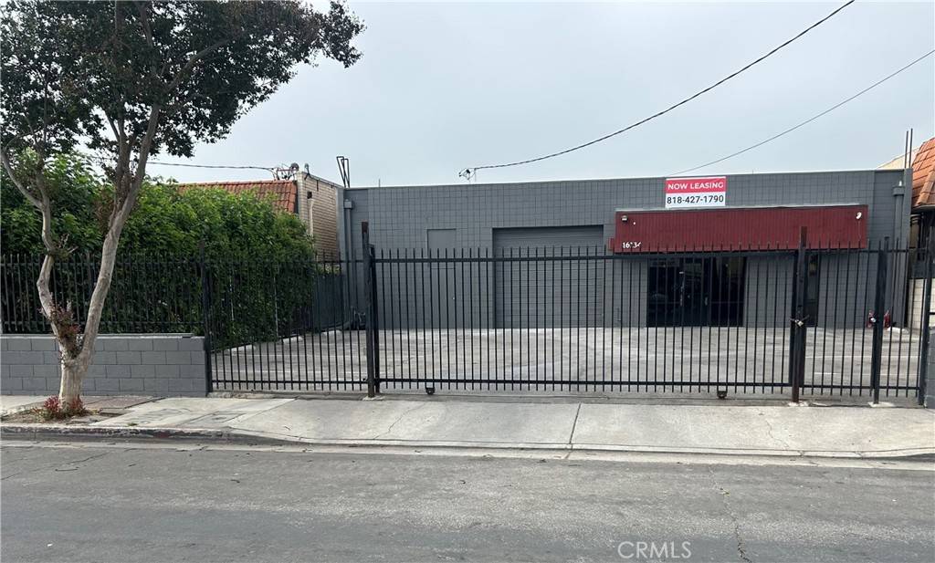 16134 Valerio ST, Van Nuys, CA 91406