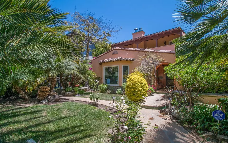 3524 Grand View BLVD, Los Angeles, CA 90066