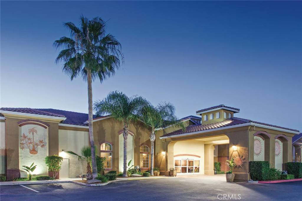 Los Banos, CA 93635,20 W Pacheco BLVD