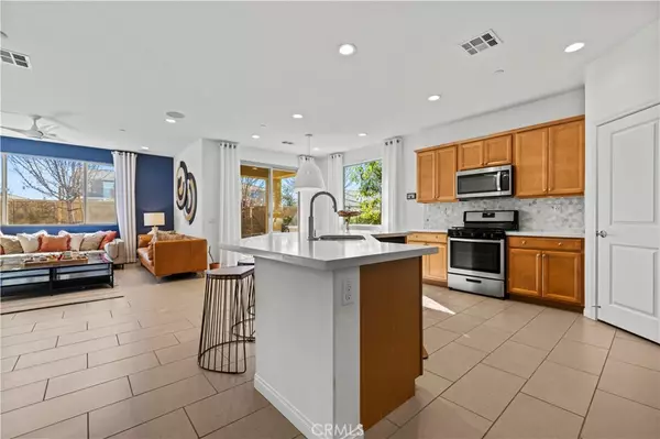 Murrieta, CA 92563,30651 Bending Branch LN