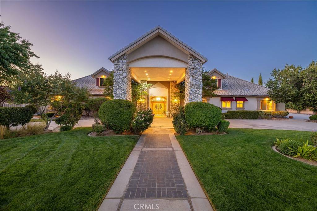 Palmdale, CA 93551,2761 W Avenue O4