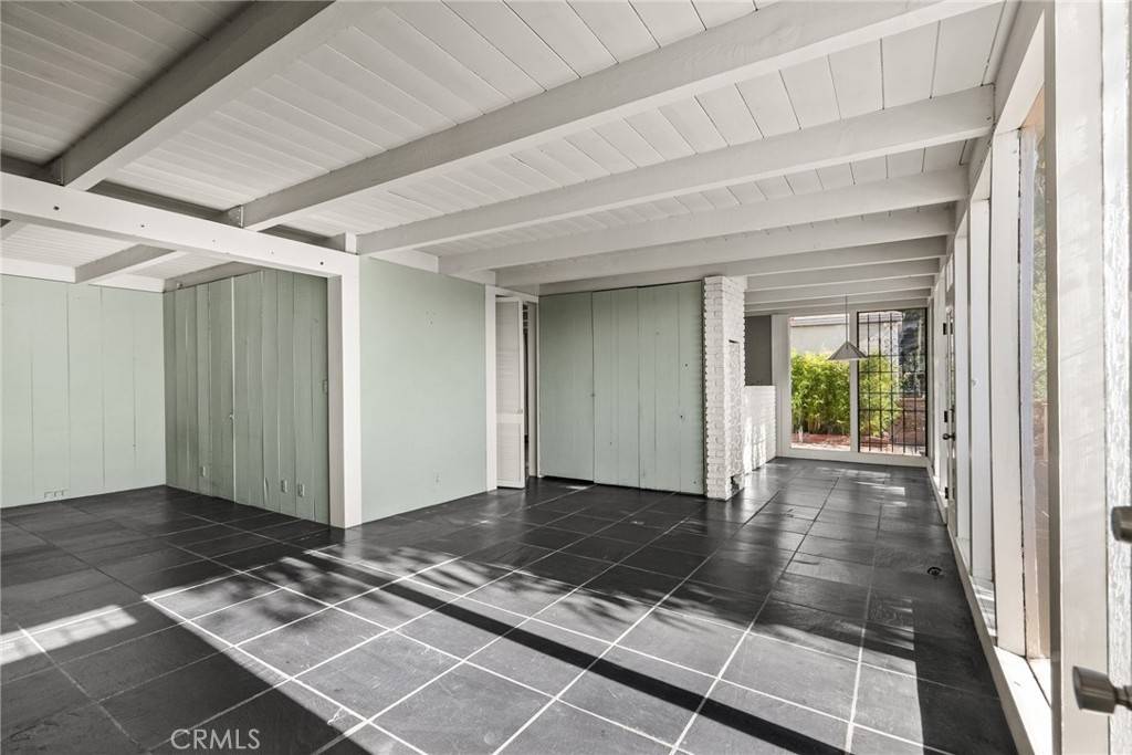 Los Angeles, CA 90025,1410 Federal AVE