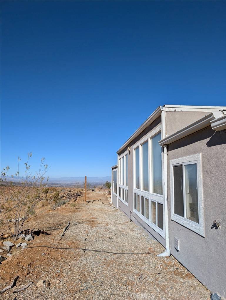 Llano, CA 93544,30320 183rd ST E