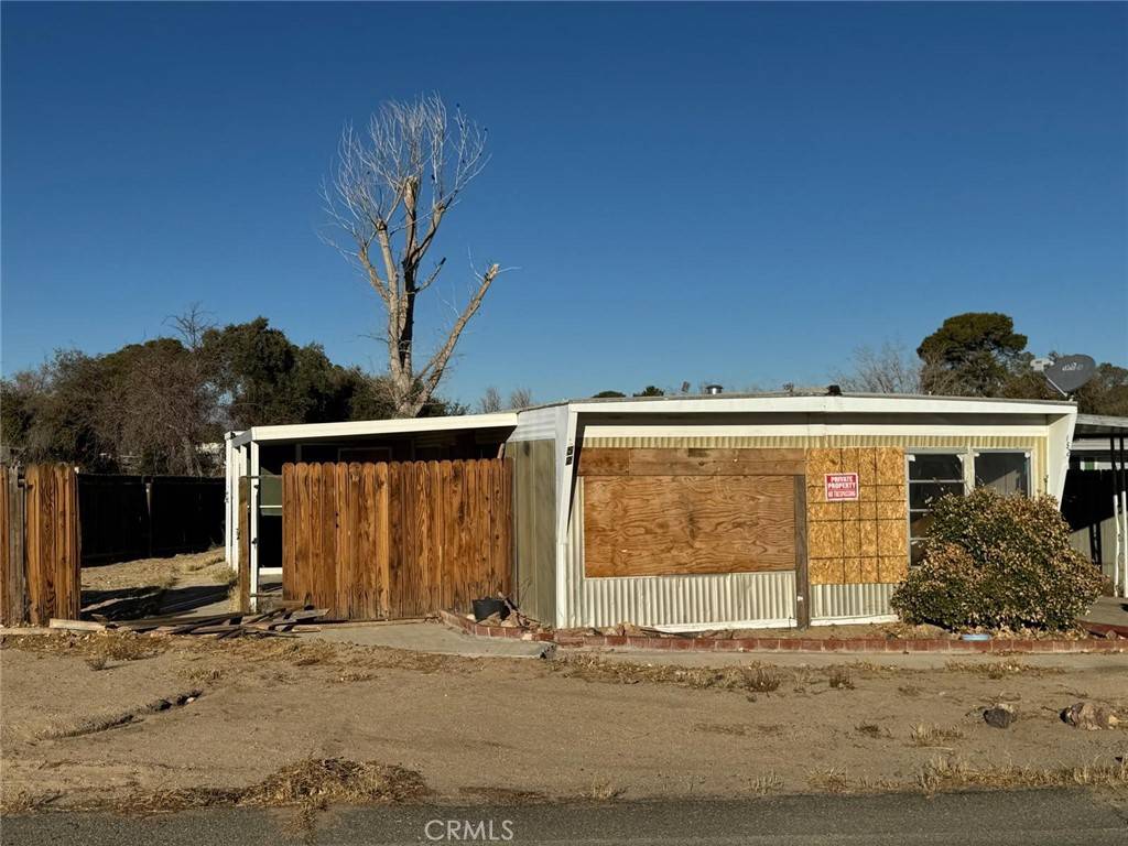 California City, CA 93505,152 Camp Fire DR