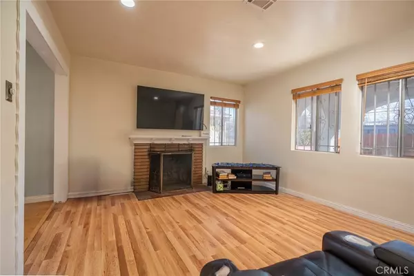 Pacoima, CA 91331,13291 Garber ST