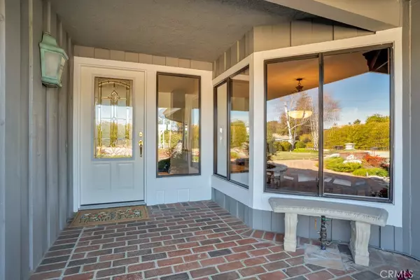 Simi Valley, CA 93065,328 Chelan CT