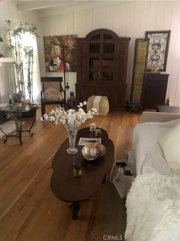 North Hollywood, CA 91602,11247 Blix ST