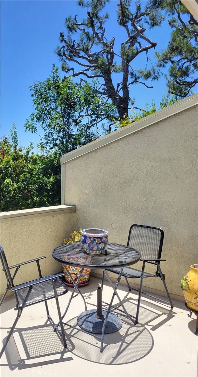 Granada Hills, CA 91344,15775 Midwood DR #3