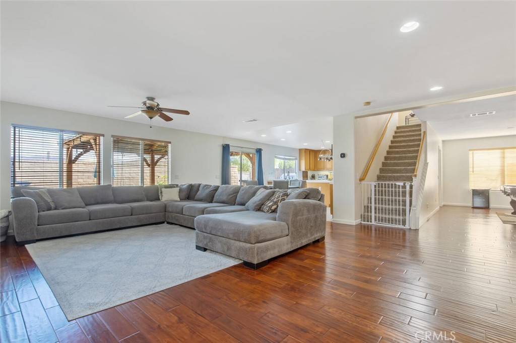 Castaic, CA 91384,32778 The Old RD