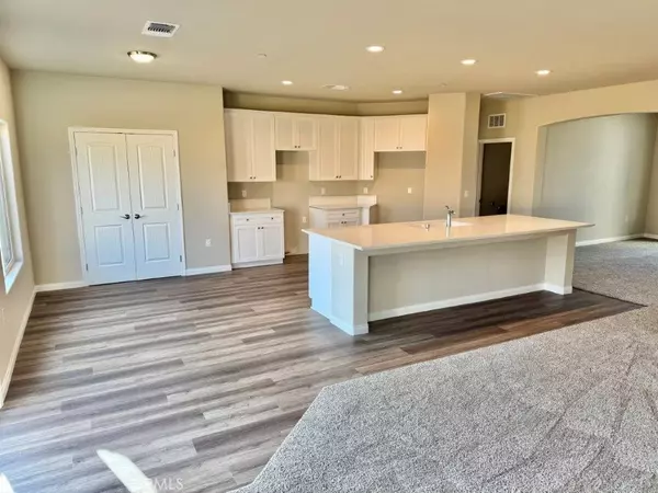 Bakersfield, CA 93306,4607 Dry Port WAY