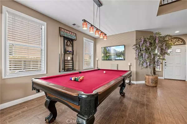 Castaic, CA 91384,27624 Mariposa LN