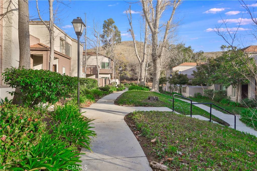 Westlake Village, CA 91362,578 Via Colinas