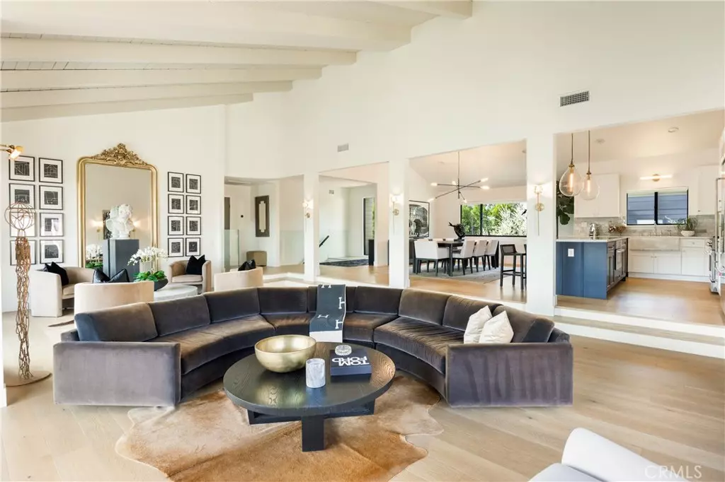 Woodland Hills, CA 91364,4234 Alhama DR