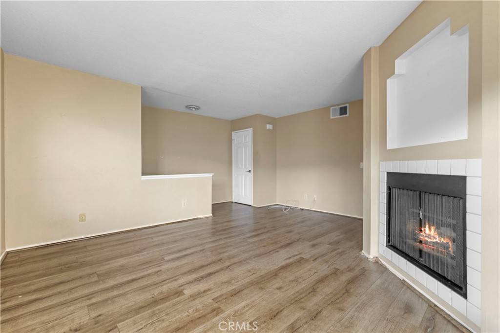 Canyon Country, CA 91387,18129 Erik CT #327