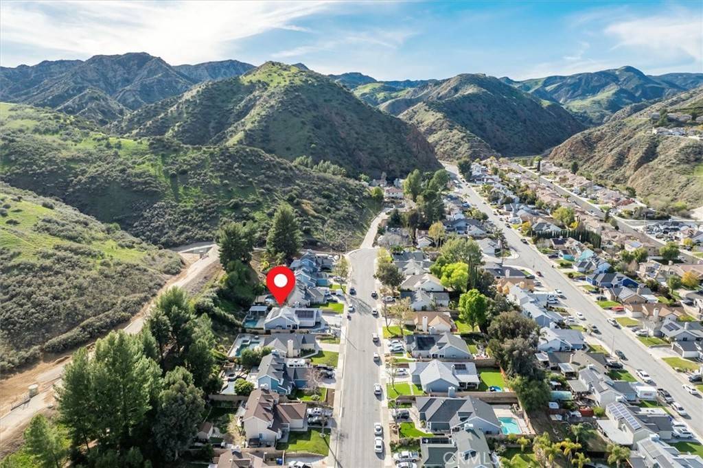 Castaic, CA 91384,28450 Avion CIR