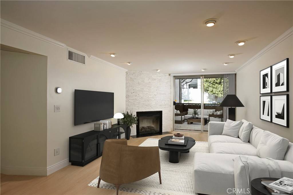 West Hollywood, CA 90069,8530 Holloway DR #219