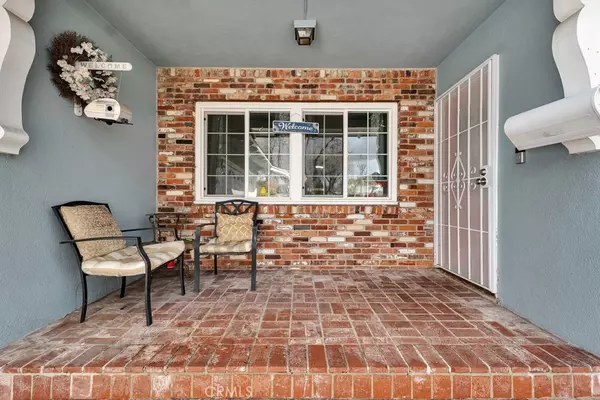 Northridge, CA 91343,9428 Gerald AVE