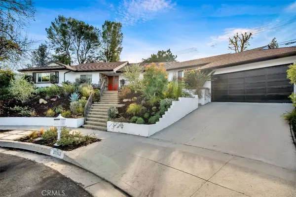 Woodland Hills, CA 91367,23952 Nomar ST