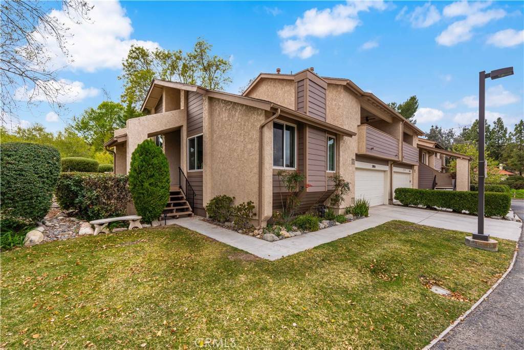 20076 Avenue Of The Oaks #194,  Newhall,  CA 91321