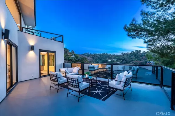 Studio City, CA 91604,3651 Alta Mesa DR
