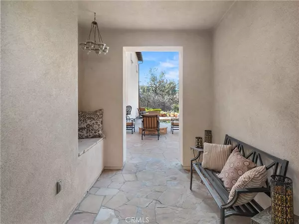 Valencia, CA 91355,26913 Pinehurst DR