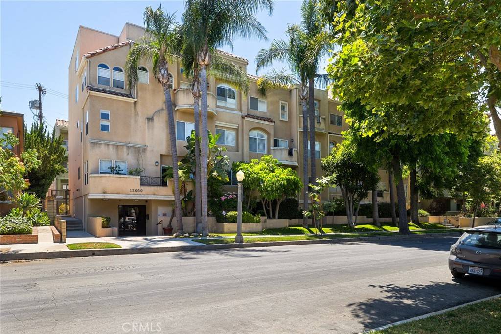 12060 Hoffman ST #106, Studio City, CA 91604