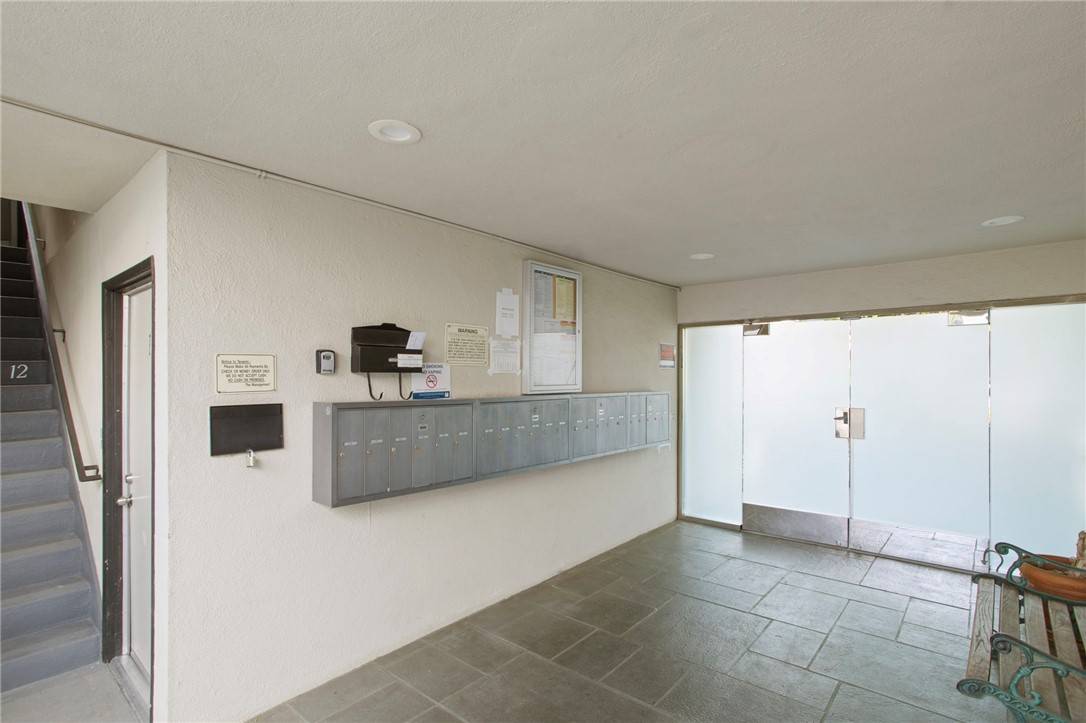 West Hollywood, CA 90046,1226 N Fuller AVE