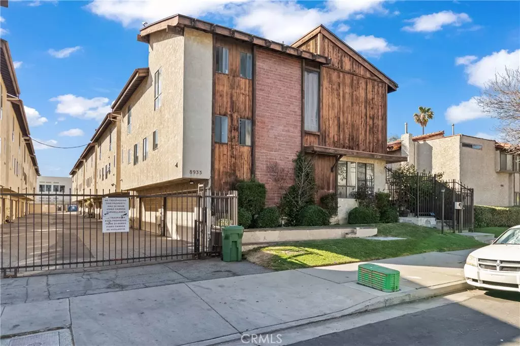 Panorama City, CA 91402,8933 Willis AVE #13