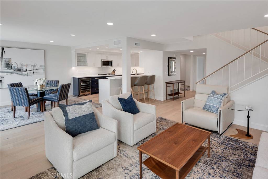 Westlake Village, CA 91361,2406 Windward CIR