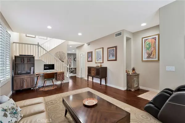 Valencia, CA 91354,24261 Kotler CT