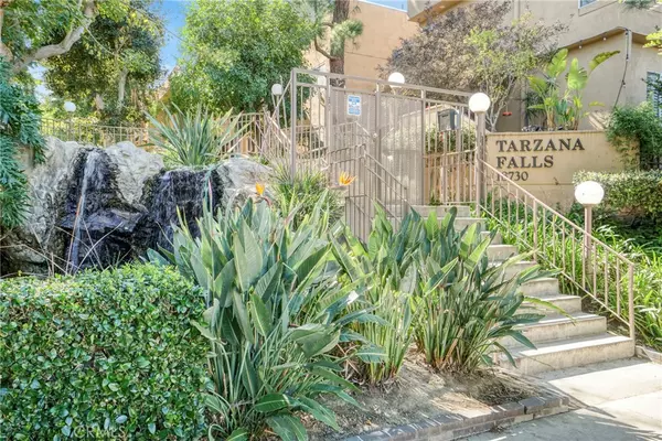 18730 Hatteras ST #49, Tarzana, CA 91356
