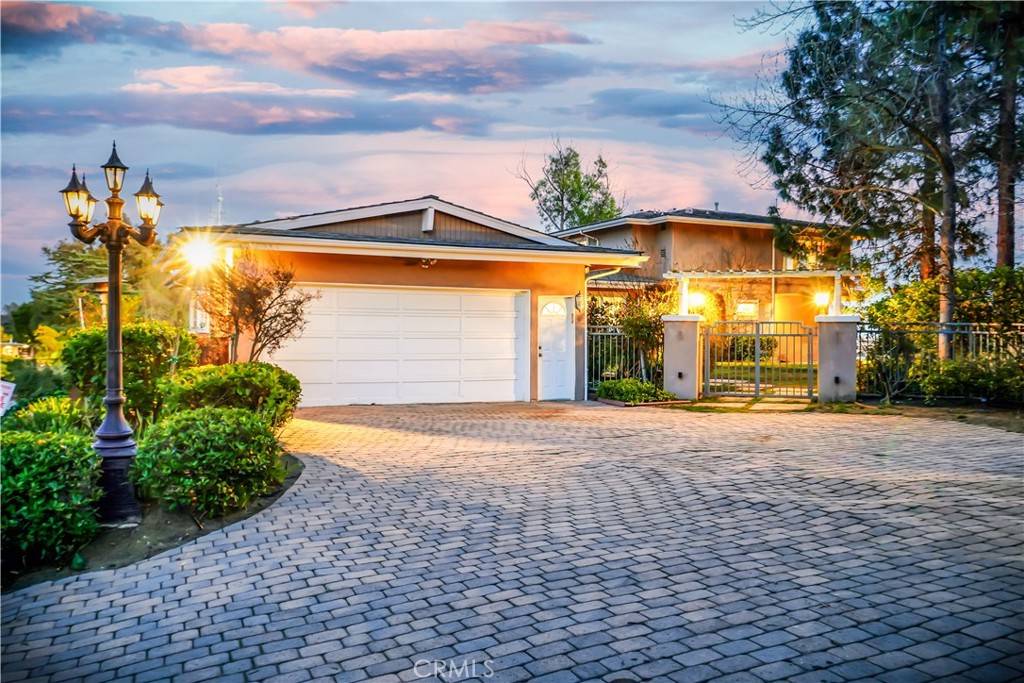 14342 Mulholland DR, Los Angeles, CA 90077