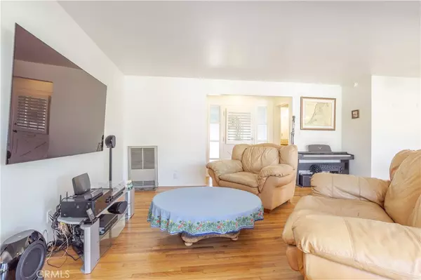 Granada Hills, CA 91344,10746 Forbes AVE