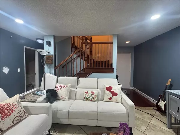 Panorama City, CA 91402,8730 Cedros AVE #C