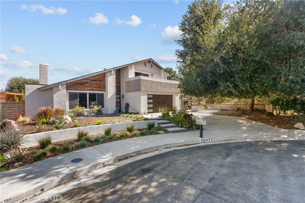 Valencia, CA 91355,25504 Novela WAY