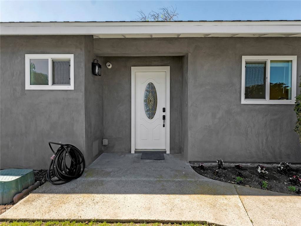 Thousand Oaks, CA 91360,1316 Calle Tulipan