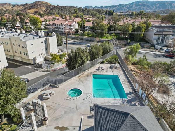 18209 Sierra #17, Canyon Country, CA 91351