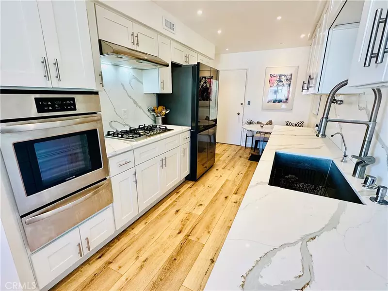 6225 Coldwater Canyon AVE #311, North Hollywood, CA 91606